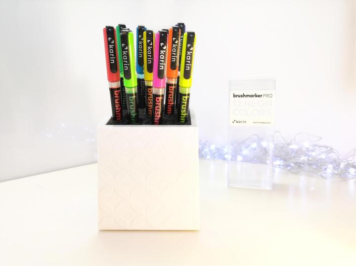 Actual product image Karin Brush Marker Pro (Multicoloured, Neon orange, 12 x)