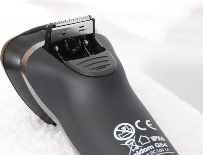 Produktbild Eldom LDOM Batterie und bezdrátový holicí outfit IAN LED-Anzeige zastřihovač