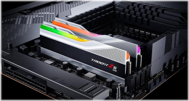 Image du produit G.Skill Trident Z5 RGB (2 x 16GB, 6000 MHz, RAM DDR5, DIMM)