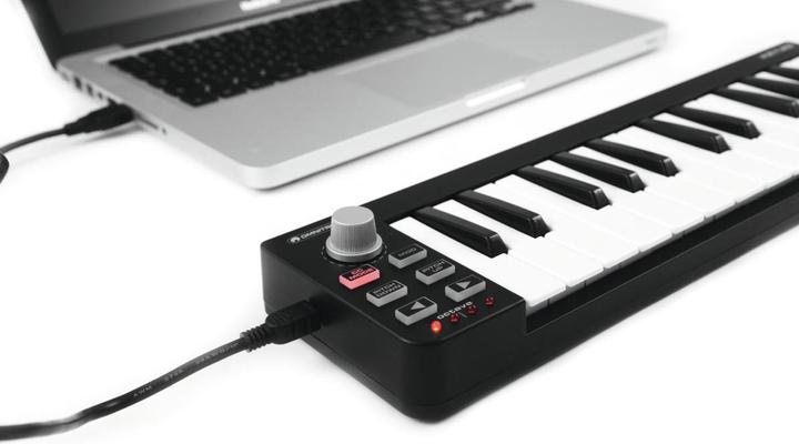Actual product image Omnitronic MIDI controller KEY-25 (Keyboards)