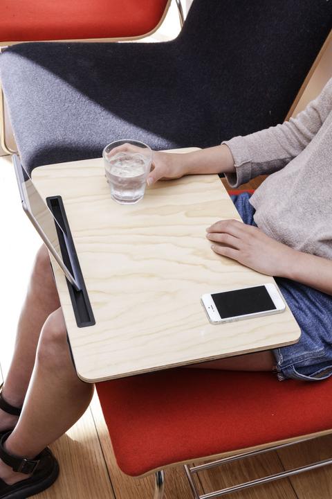 Actual product image Kikkerland iBed