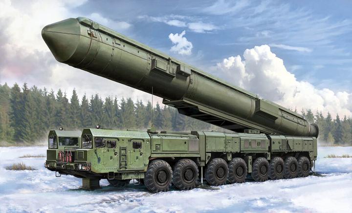 Image du produit Hobby Boss 15U175 TEL du complexe RS-12M1 Topol-M ICBM
