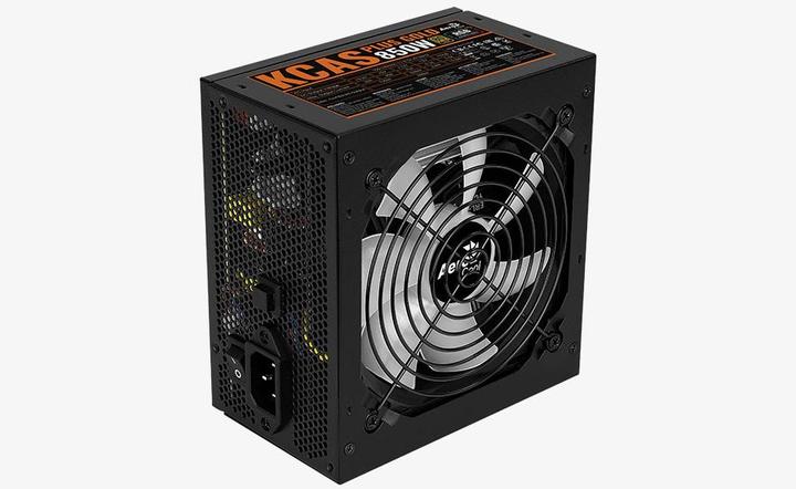 Produktbild AeroCool KCAS PLUS GOLD 850W - 850 W - 100 - 240 V - 47 - 63 Hz - 11 - 5.5 A - 1 (850 W)