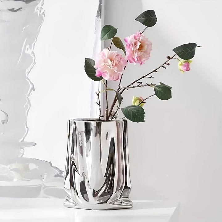 Produktbild Alopini Premium Sense Light Luxury Vase Ornament, Creative Electroplated Golden/Silvery Ceramic Vase (1 x)