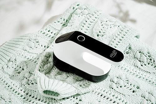 Produktbild Adler | Lint remover LCD | AD 9618 | White/Black | Rechargeable battery