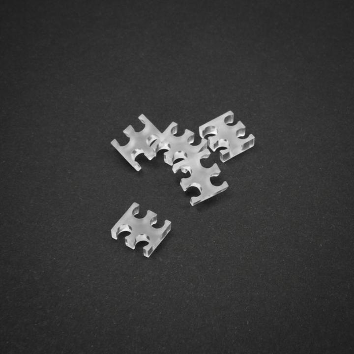 Produktbild King Mod 4-Slot Kabelkamm 4mm gross - klar - 5er Set