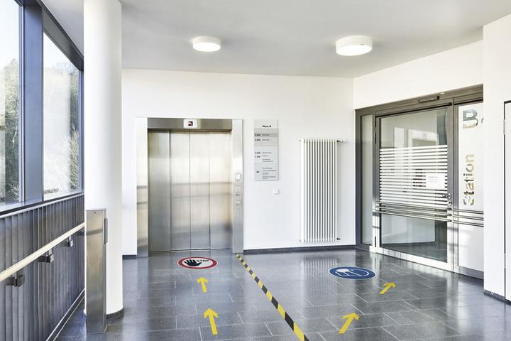 Produktbild Durable Hinweisaufkleber Zeichen