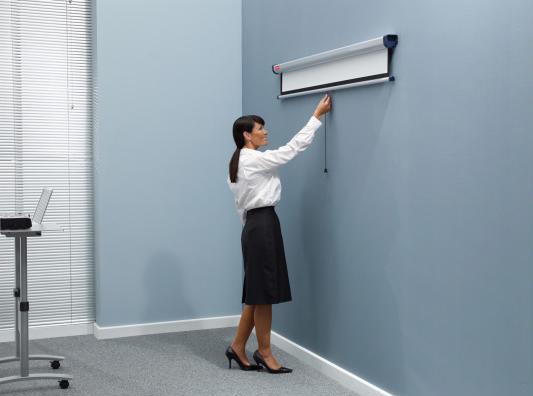 Produktbild Nobo Wall Mounted Projection Screen 1500x1040mm (67.32", 16:10)