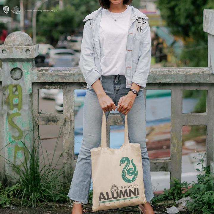 Actual product image Cinereplicas Harry Potter Tote Bag Alumni Slytherin