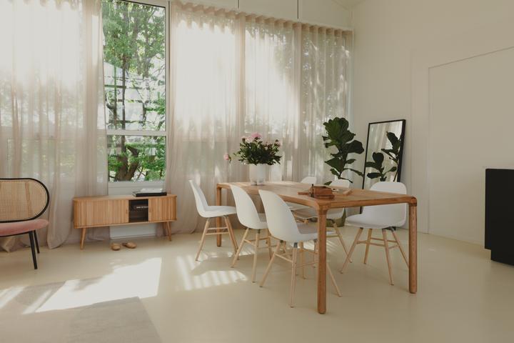 Actual product image Zuiver Storm (220 x 90 x 75 cm)