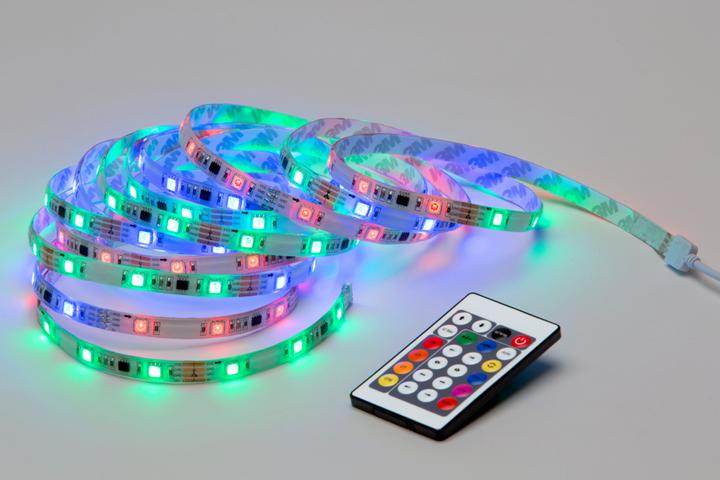 Produktbild Briloner LED Superline (Weiss, 500 cm, Indoor)