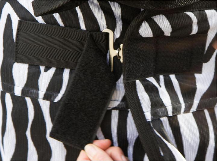 Immagine prodotto Kerbl Tappeto Zebra fly e sweet itch con sezione del collo (145 cm)