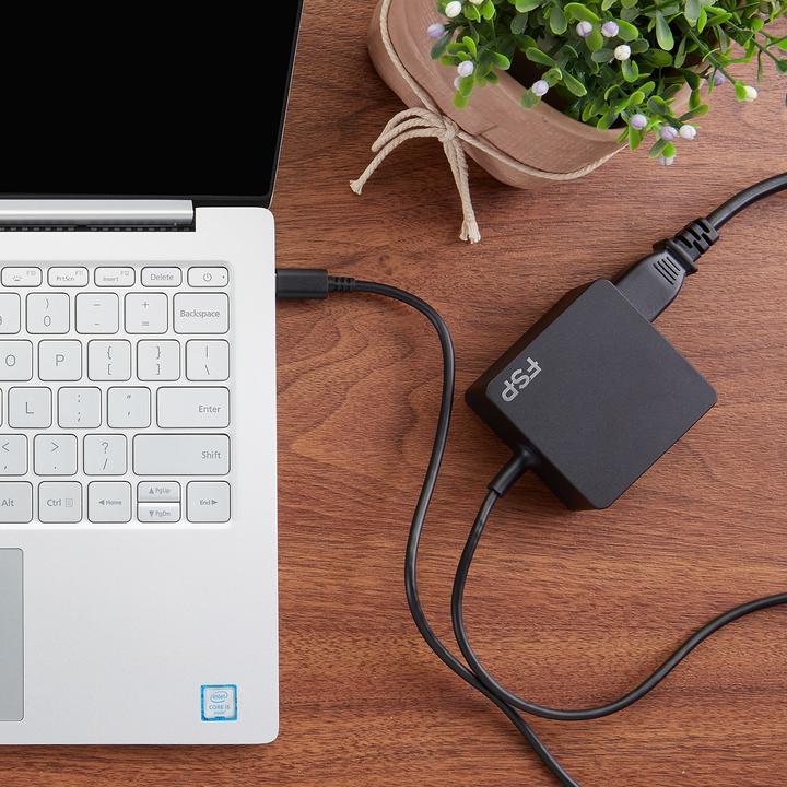 Immagine prodotto Fortron NB Alimentatore universale USB-C 65W FSP-NBC 65 AC 100-240V/DC 5V/9V/12V/15V/20V max (65 W)