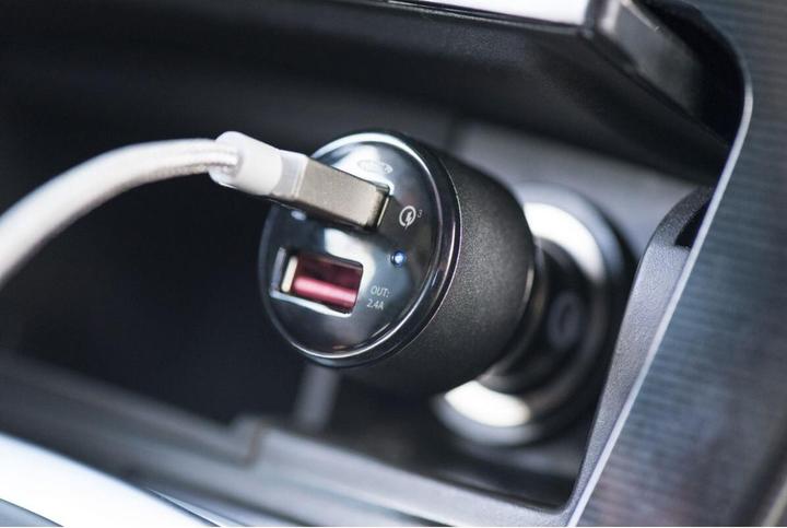 Actual product image ednet Car charging adapter