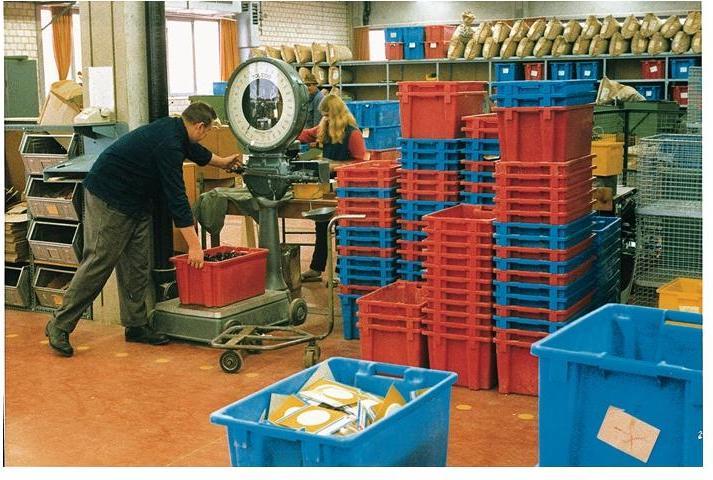 Immagine prodotto HP Autozubehör Contenitore rotante impilabile PP giallo L300xL200xH150mm
