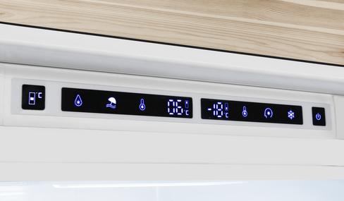 Produktbild Amica Khlgefrierkombination EKGCS 387 950 BxHxT 54 x 177.6 x 55 cm Khlteil 177 l Gefrierteil 64 l (244 l)