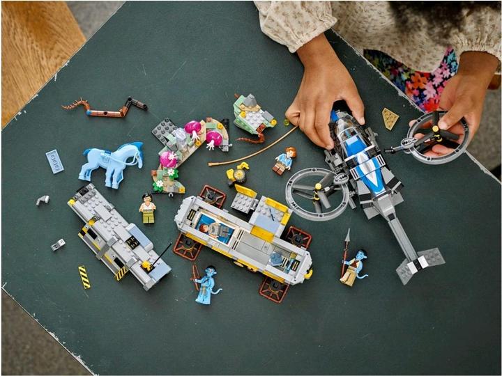Immagine prodotto LEGO Montagne galleggianti: Sito 26 e RDA Samson (75573, Set LEGO rari)