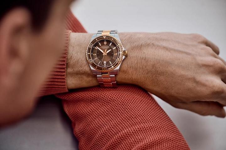 Immagine prodotto Victorinox Maverick 43, 5N 2T, quadrante BRN, 5N 2TSST br (Orologio sub, 43 mm)