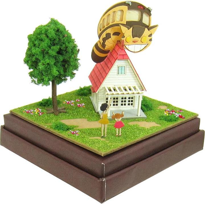 Actual product image Sankei Mein Nachbar Totoro - Das Haus und der Katzenbus - Paper Art Box