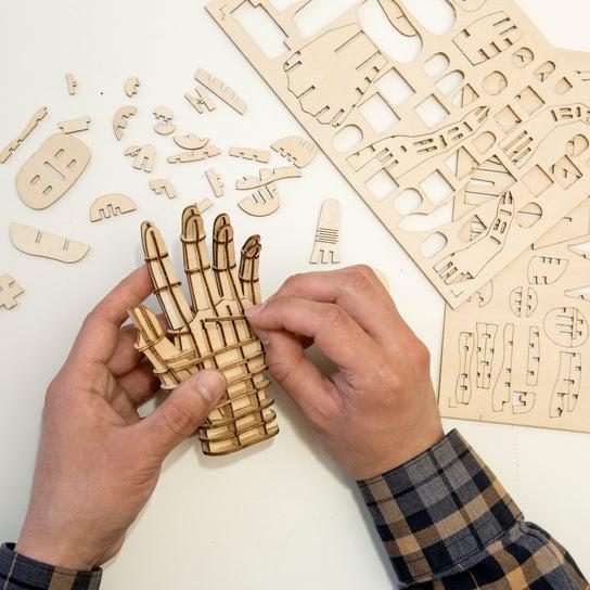 Produktbild Kikkerland Hand 3D Puzzle (1 Teile)