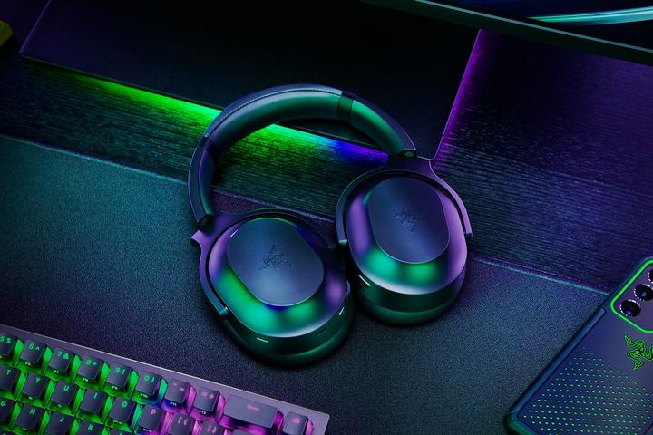 Actual product image Razer Barracuda Pro (Wireless)