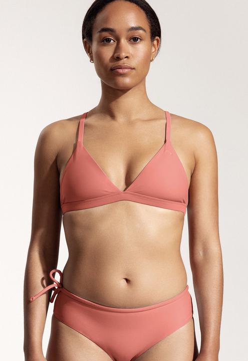 Dusky pink