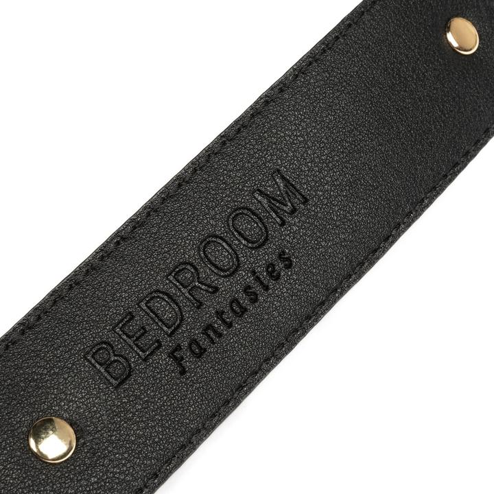 Produktbild Bedroom Fantasies BondageKoffer 13 Teile Rindsleder
