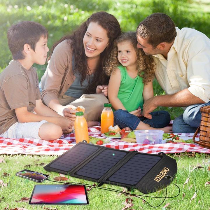 Actual product image Choetech USB solar charger (19 W, 0.48 kg)