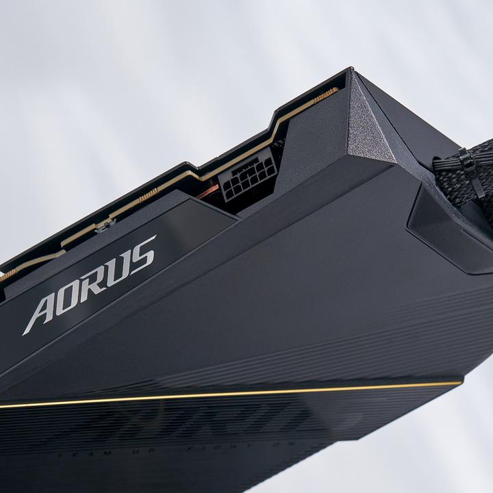 Produktbild Gigabyte AORUS GeForce RTX 3090 Ti XTREME WATERFORCE 24G (24 GB)