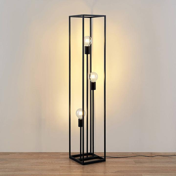 Actual product image Lindby Krisha floor lamp in black steel, 3-light. (E27)