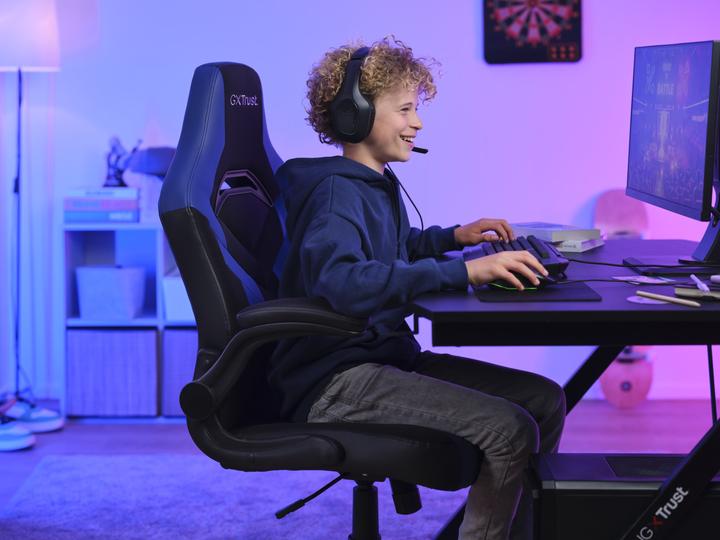 Actual product image Trust GXT 703B Riye Gaming Chair Black/Blue