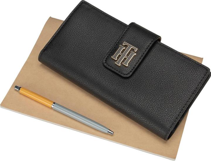 Produktbild Tommy Hilfiger Langbörse TH Outline Large Flap Wallet FA22