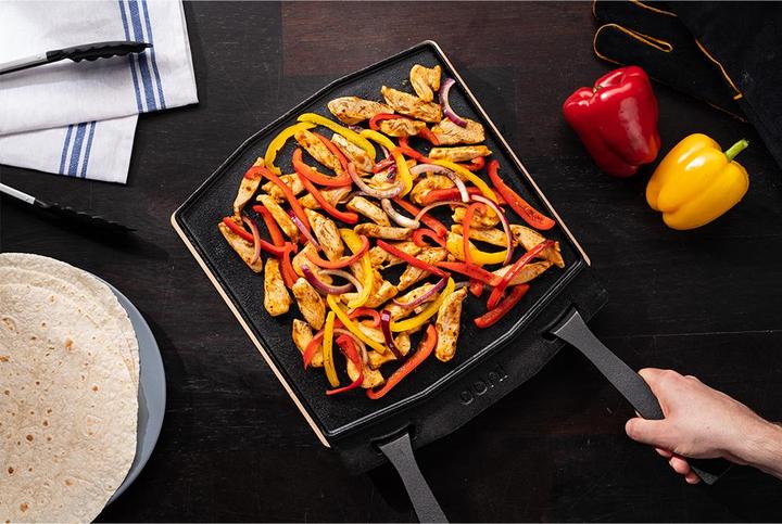 Actual product image Ooni Double-sided cast iron grill pan