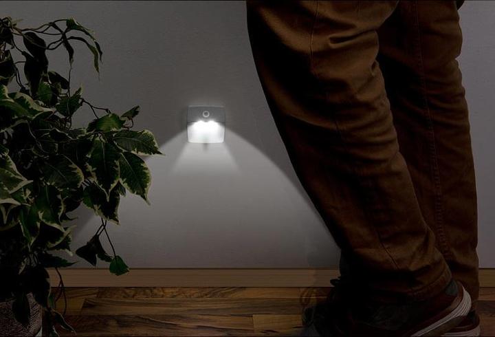 Image du produit Lunartec Lumière d'escalier et de nuit à LED avec capteur de crépuscule et de mouvement