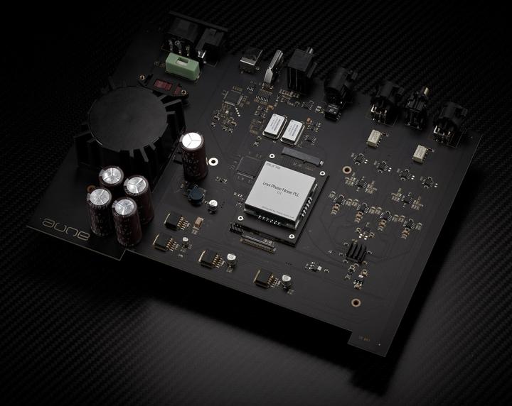 Actual product image Aune S8 (USB-DAC, Display)