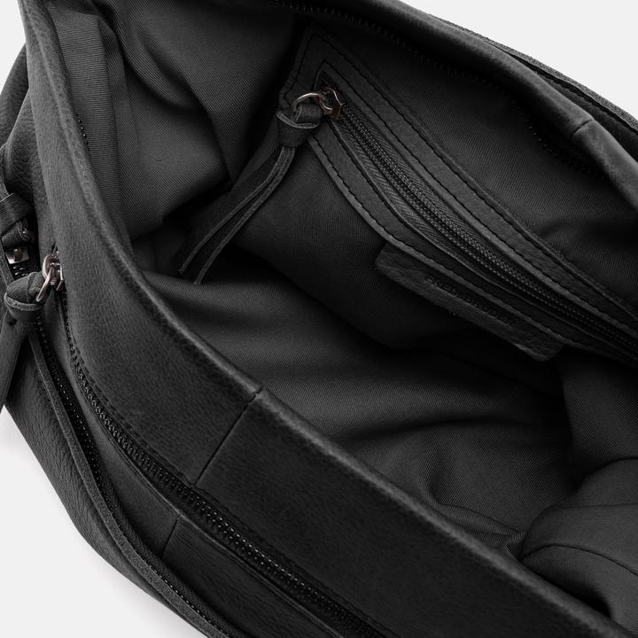 Actual product image FredsBruder My old Friend Schultertasche Leder 34 cm