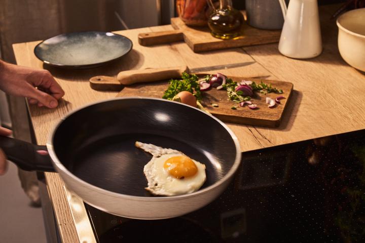 Immagine prodotto Ballarini Ledro Bratpfanne 24cm (24 cm, Padella per friggere, Alluminio)