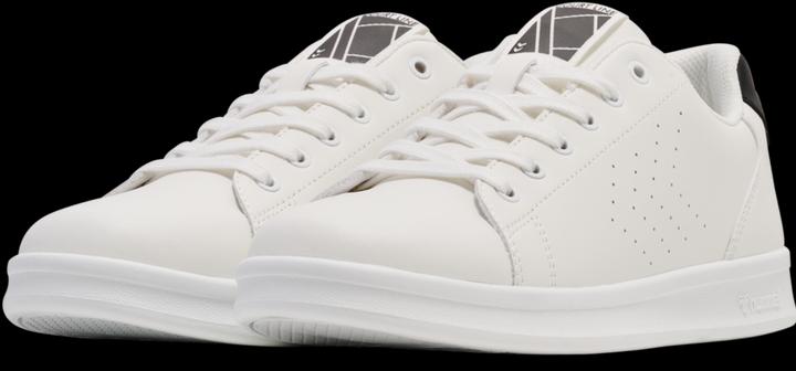 Actual product image hummel Court Line (42)