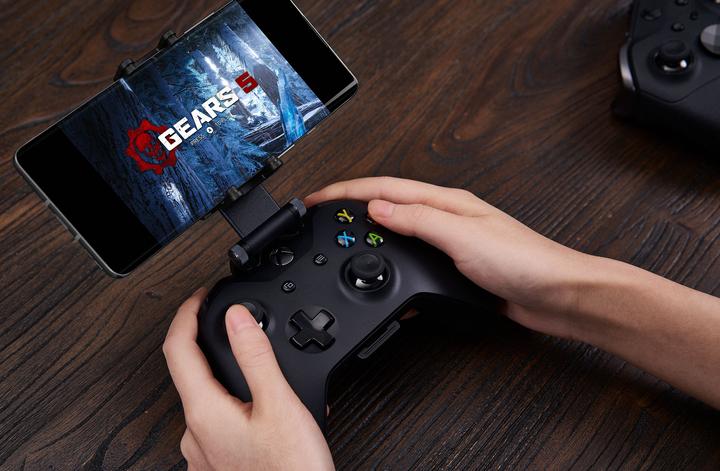Image du produit 8bitdo Mobile Gaming-Clip (Xbox Series X)