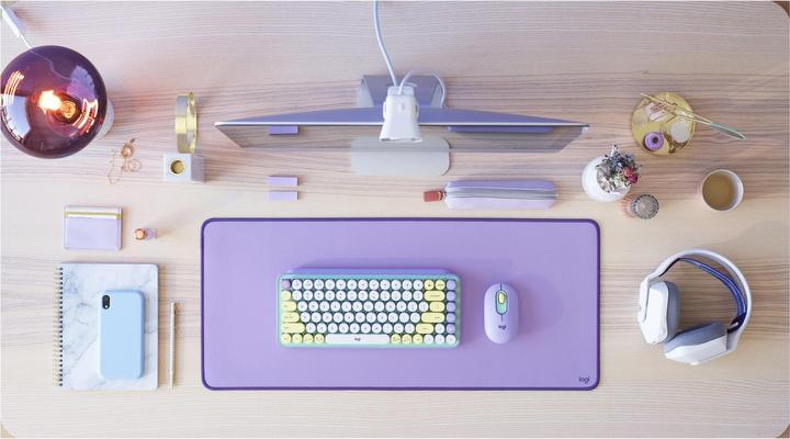 Immagine prodotto Logitech Desk Mat Studio (Largamente)