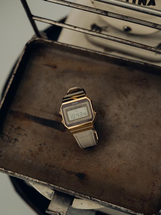 Produktbild Casio Retro Vintage - A700WEGL-7AEF (Digitaluhr, 35 mm)
