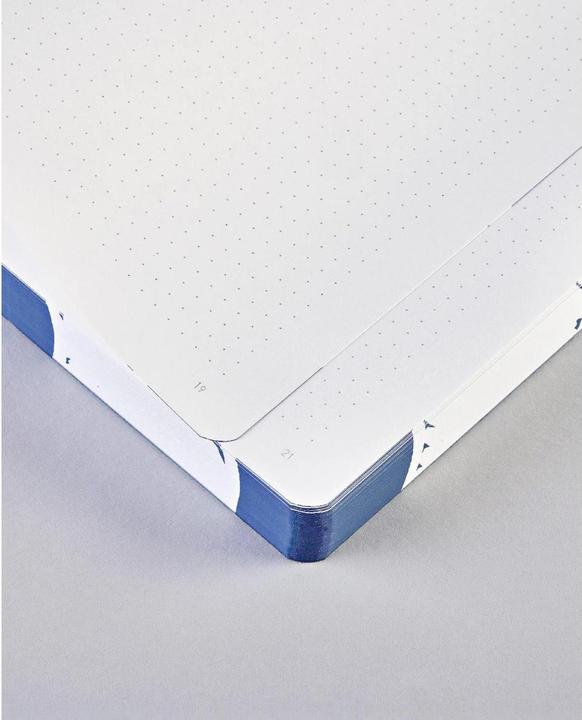 Actual product image Nuuna Graphic L, Cheeky Checks (22 x 16.5 cm, Dotted, Soft cover)