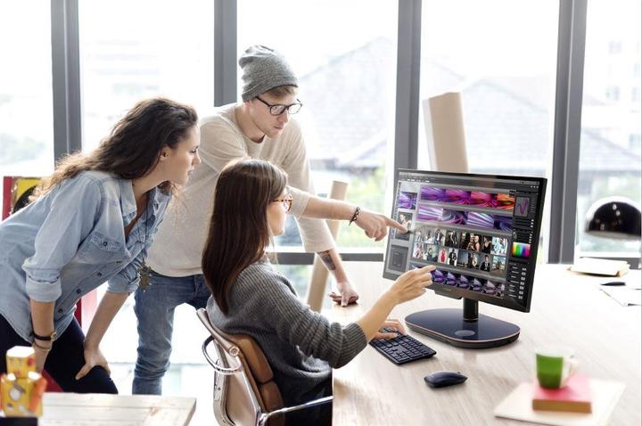 Image du produit ASUS Zen AiO (Intel Core i7-8700T, 8 Go, 512 Go, GeForce GTX 1050)