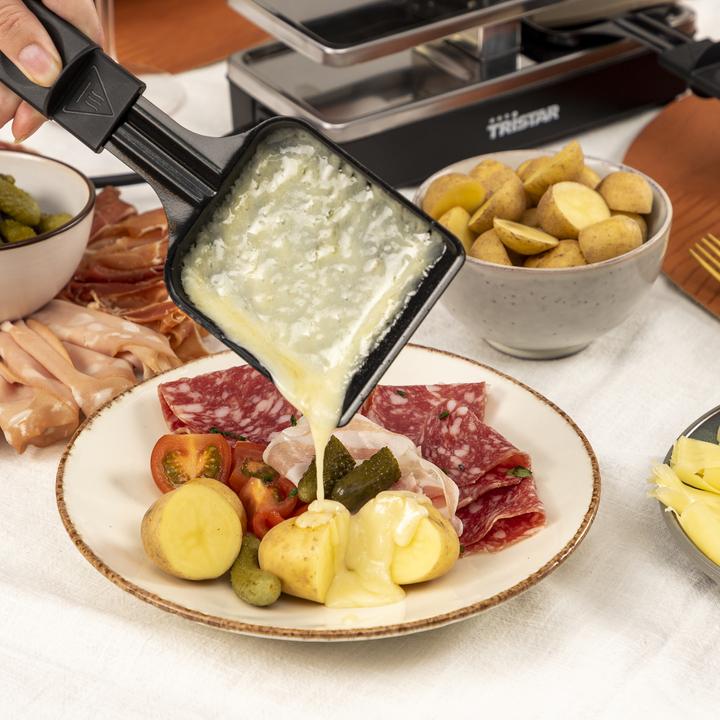 Actual product image Tristar Expandable raclette set