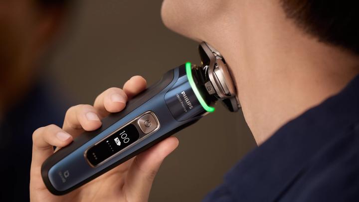 Actual product image Philips Series i9000 Prestige