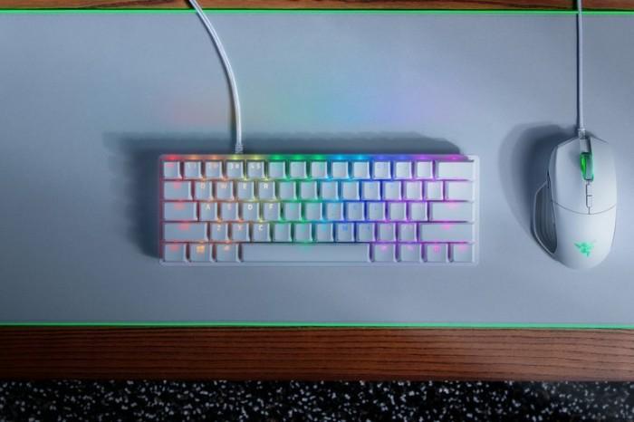 Actual product image Razer Huntsman Mini Mercury (US, Cable)
