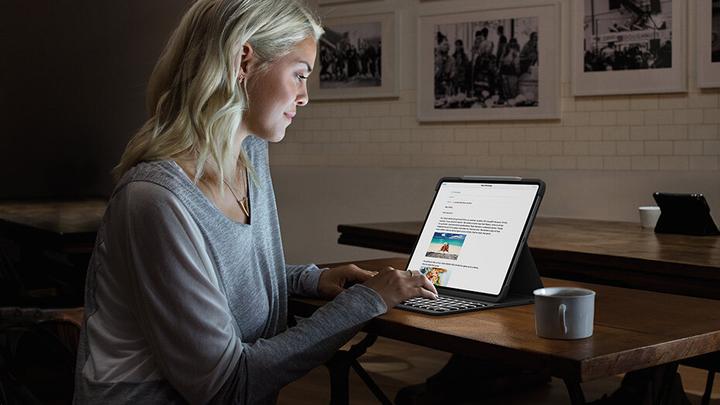 Produktbild Logitech Slim Folio Pro (Eng. Int., iPad Pro 12.9 2020 (4. Gen), iPad Pro 12.9 2018 (3. Gen))