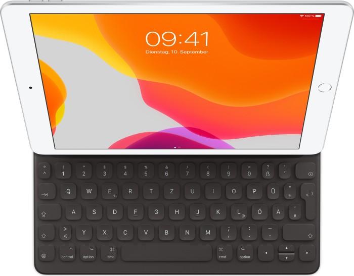 Produktbild Apple Smart (Eng. Int., iPad 2021 (9. Gen), iPad Pro 10.5 2017 (1. Gen), iPad 2019 (7. Gen), iPad 2020 (8. Gen), iPad Air 2019 (3. Gen))