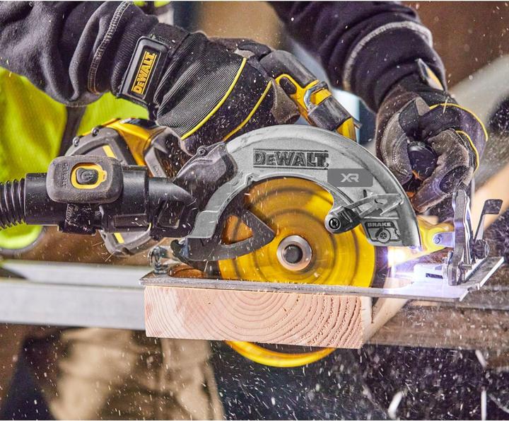 Produktbild DeWalt DCS 573 P2 Akku Handkreissäge 18 V 190 x 30 mm Brushless + 2x Akku 5,0 Ah + Ladegerät