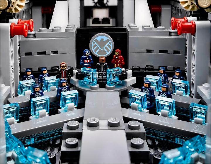 Image du produit LEGO The Shield Helicarrier (76042, LEGO difficiles à trouver, LEGO Marvel)